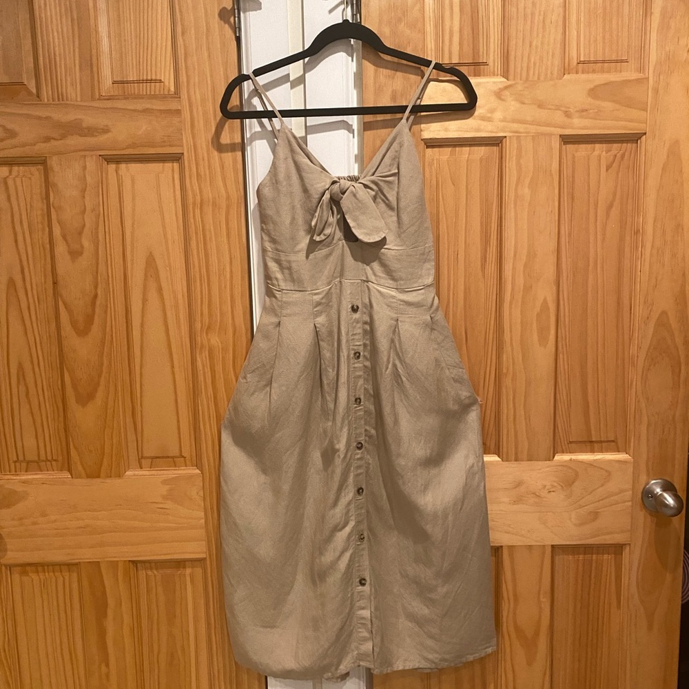 Linen Midi Dress with a bow cut out